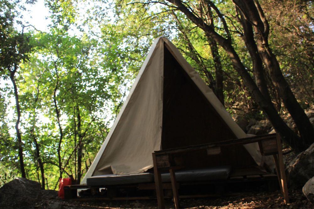Utforska glamping i Sverige